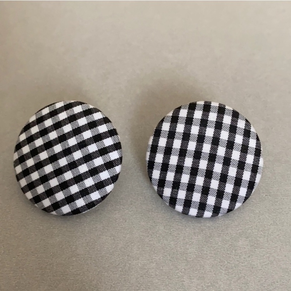 Retro vibes Black and White Gingham Button Earrings
